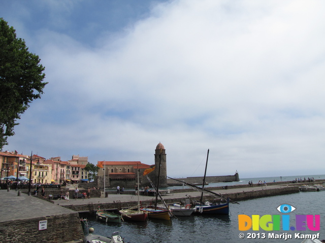 SX27463 Traditional Catalan boats in Collioure